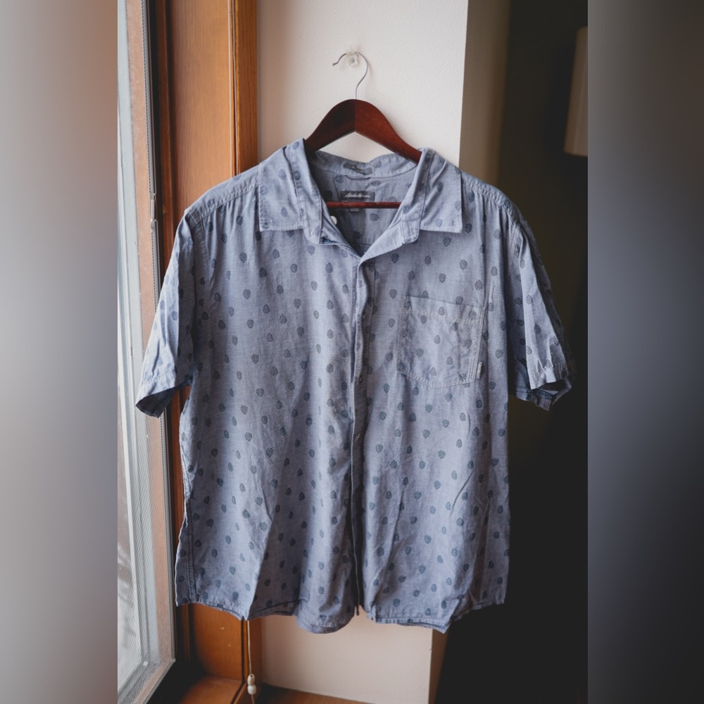 Eddie Bauer Pinecone print button down polo shirt